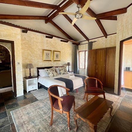Heysbrook Estate - Luxurious Lodges In A Private Valley Waterval-Onder Kültér fotó
