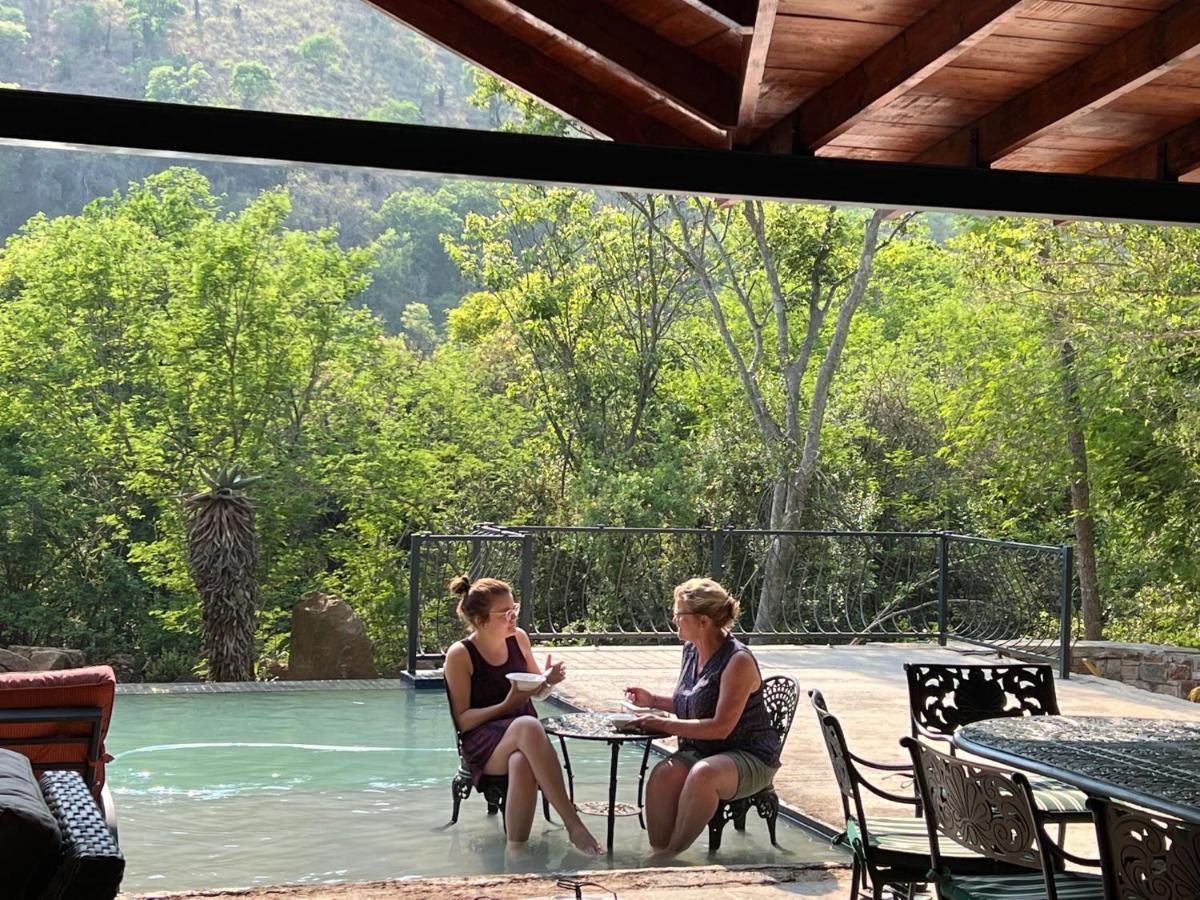 Heysbrook Estate - Luxurious Lodges In A Private Valley Waterval-Onder Kültér fotó
